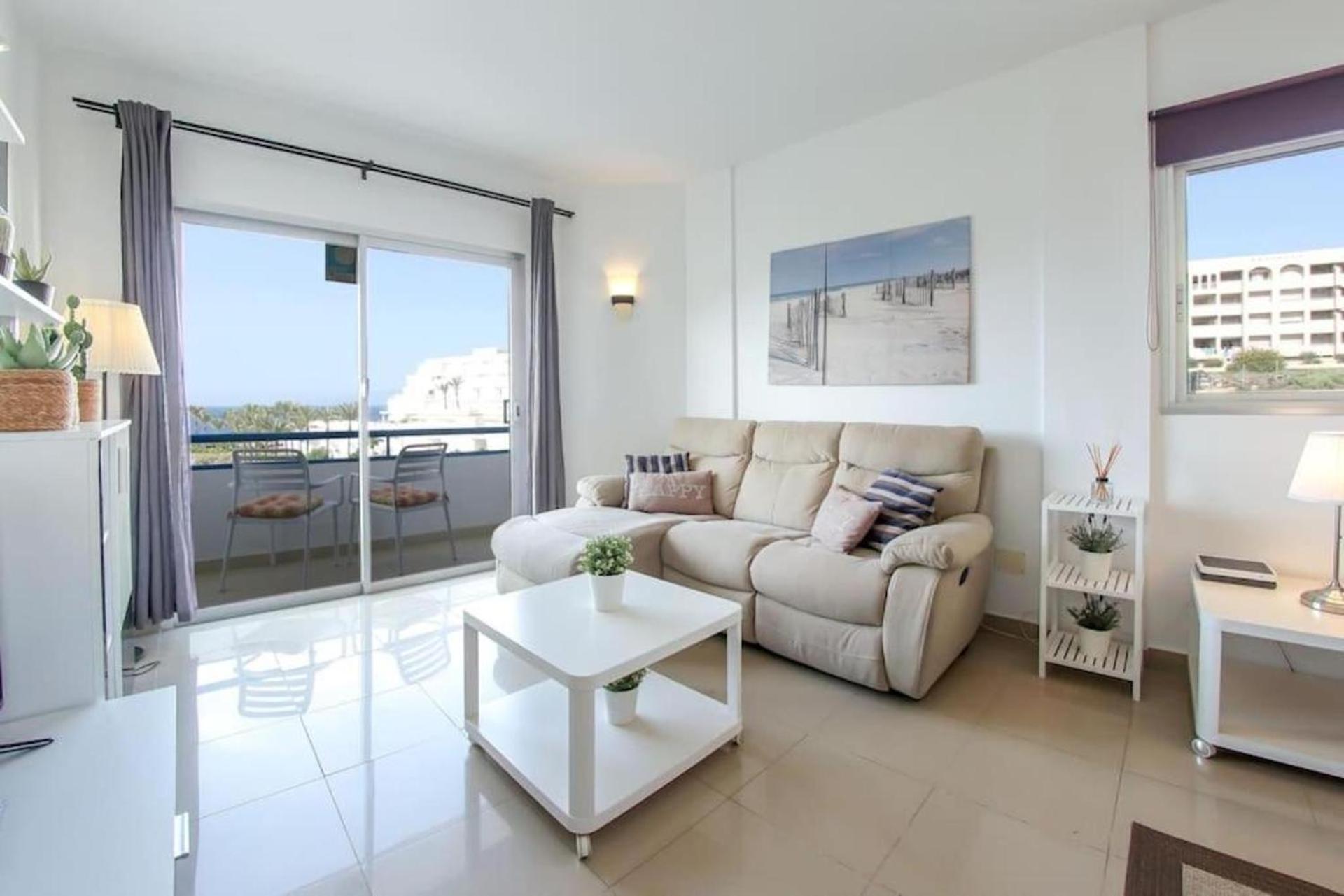 Amazing 2 Bedroom Flat With Beachfront And Pool, Paraiso Del Sur A306 Playa Paraiso  Buitenkant foto